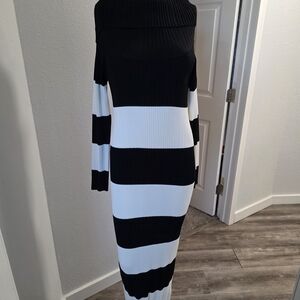 Vici Black and White Long Sleeve Dress